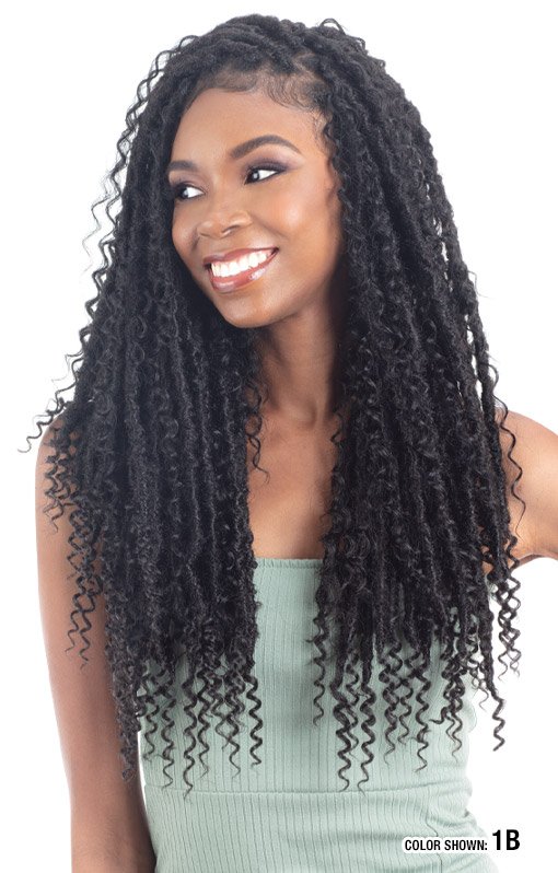 MODEL MODEL 3X GLANCE BRAID PRE-STRETCHED WATER BOHEMIAN CURL