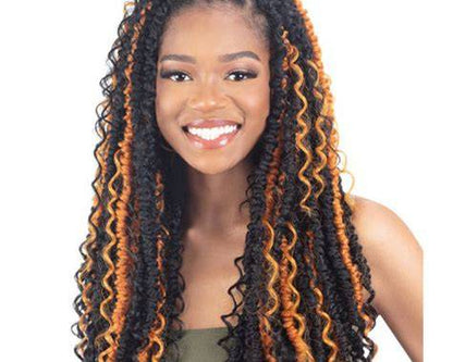 MODEL MODEL 3X GLANCE BRAID AFRO WATER PASSION TWIST