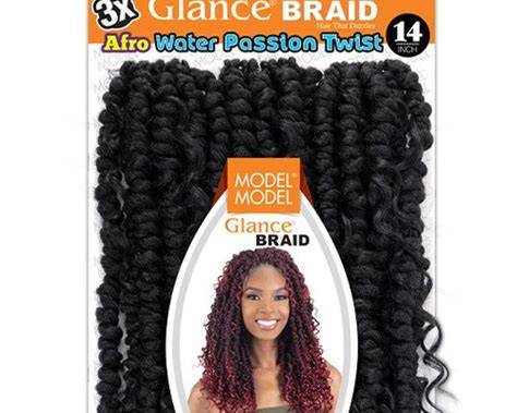 MODEL MODEL 3X GLANCE BRAID AFRO WATER PASSION TWIST 14''