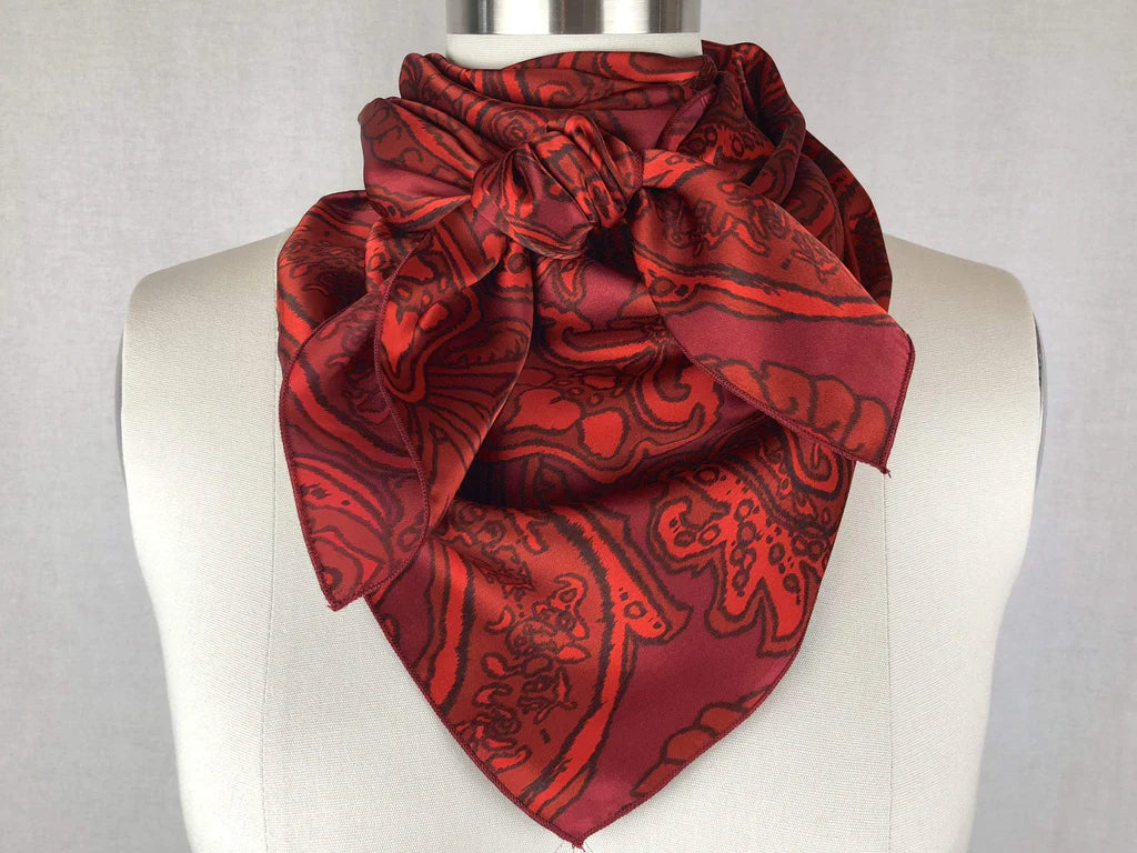 RED 36X36 SQUARE SCARF HQ194